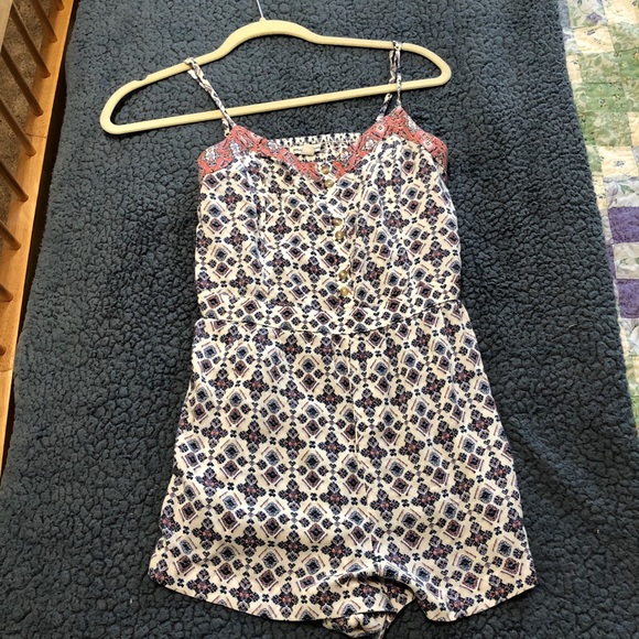 Romper - Picture 2 of 2